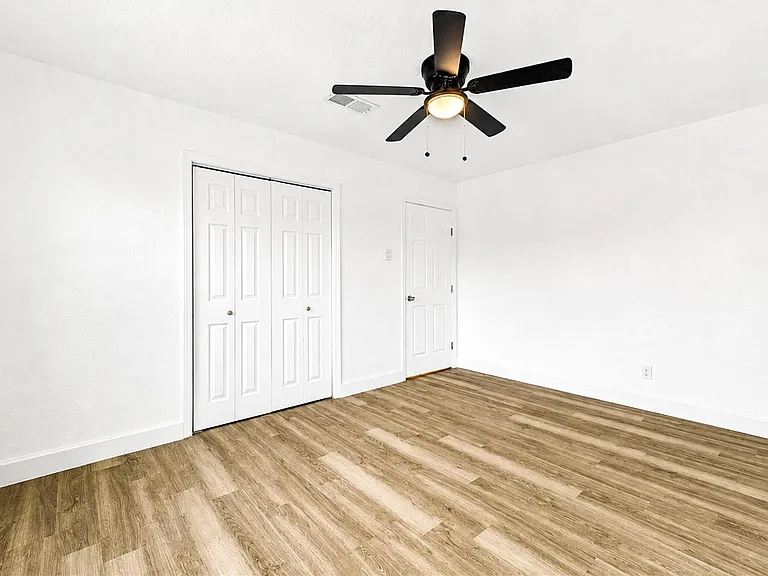 1206 Gary Ave — Photo 19