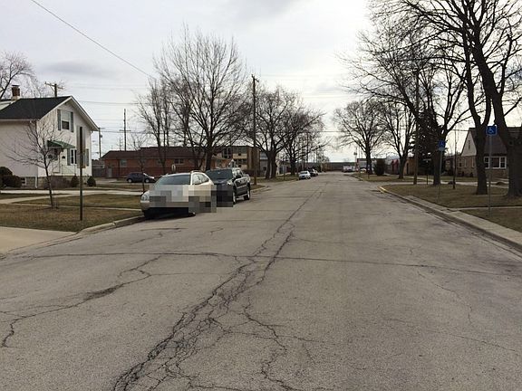 4th image of 9468 Schiller Blvd