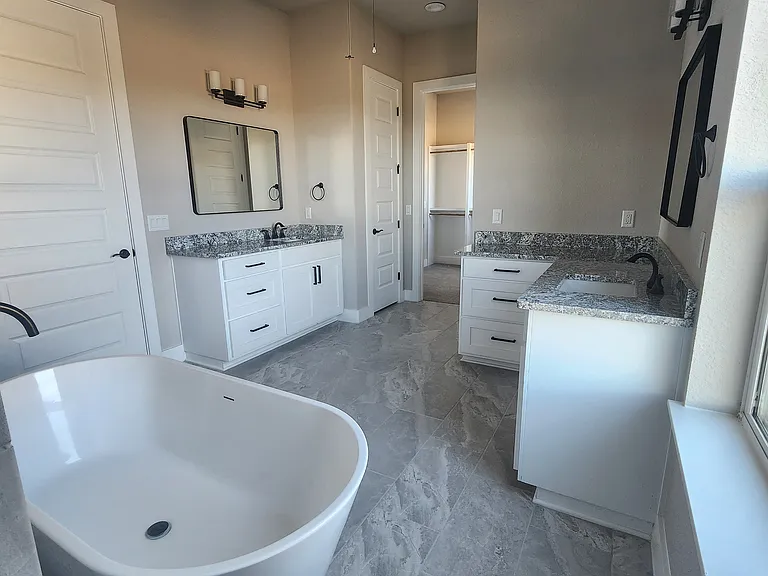 Mstr Bath