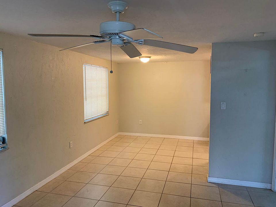 1st image of 270 Washington Ave #B
