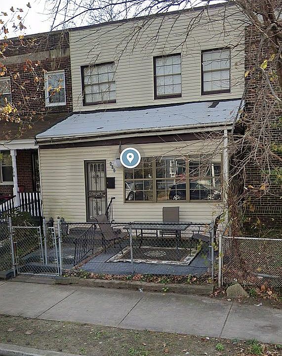 2nd image of 802 Morgan St