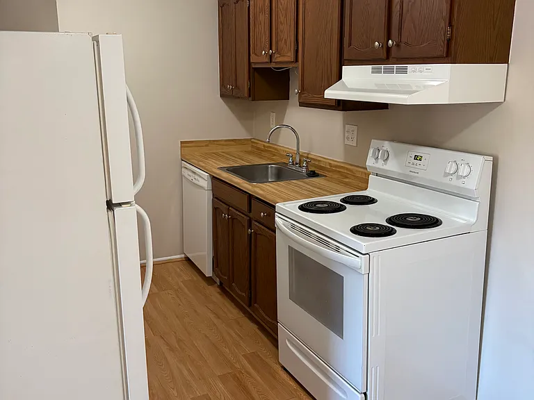 803 Plate St #107 — Photo 4