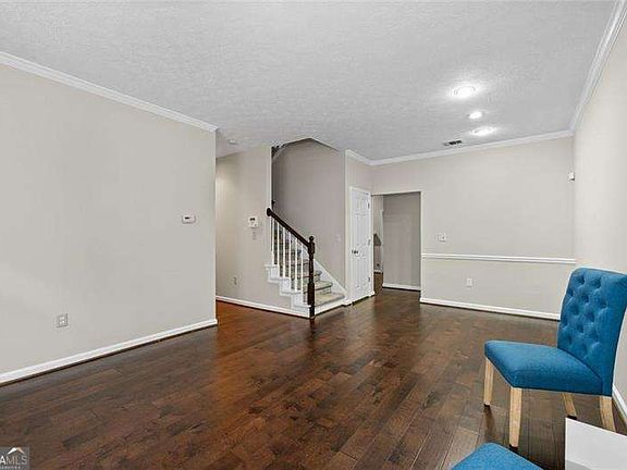 5th image of 2680 Pine Tree Rd NE APT 5