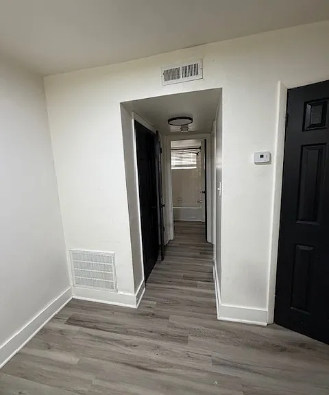 601 King George Ave SW — Photo 3
