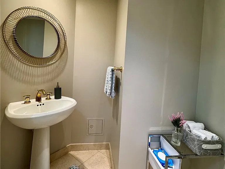 2857 Paradise Rd #904 — Photo 11