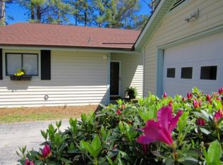 136 Wildwood Dr, New Bern, NC 28562