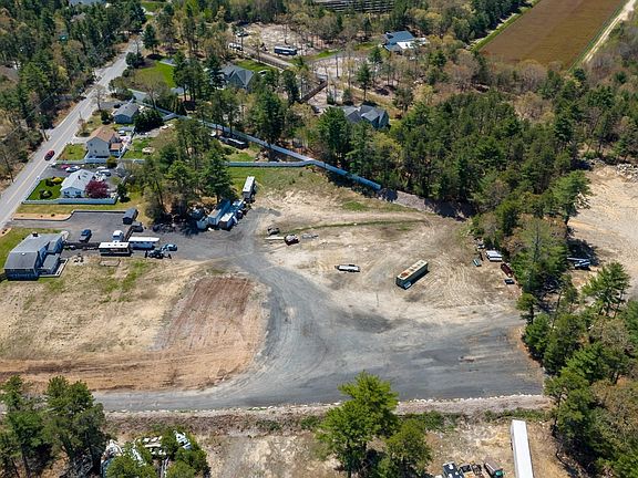 3rd image of 19 County Rd