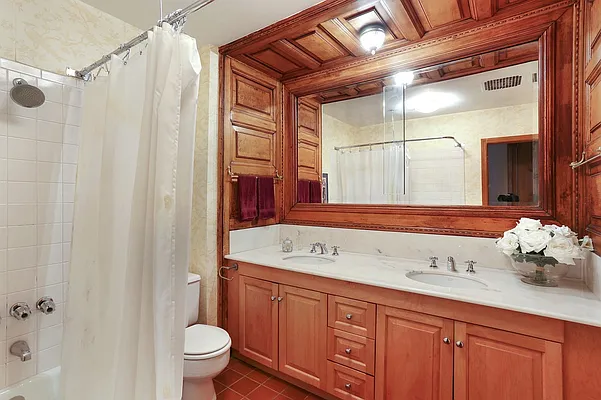 Sold by Corcoran | media 23