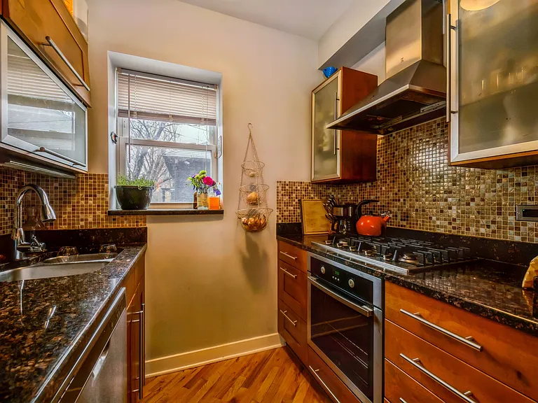 3914 N Kedvale Ave #1 — Photo 5
