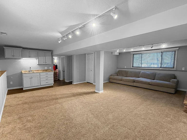 25715 Wildrose Ln — Photo 11