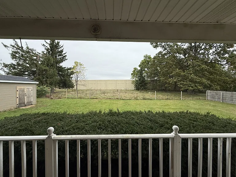 506 Connecticut Dr — Photo 24