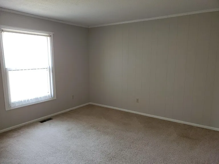 Bonus Room / 3rd Bedroom