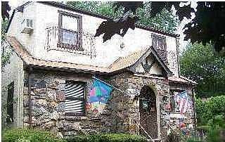 1st image of 247 Sprague Ave