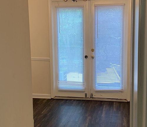 4th image of 3103 Spruce Cir #3103