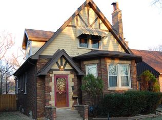 821 Manchester Ave, Westchester, IL
