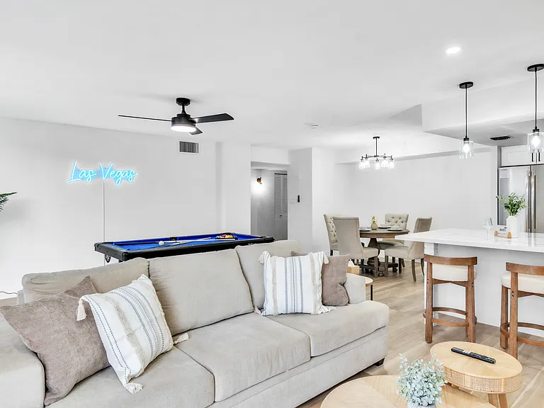 3930 University Center Dr — Photo 18