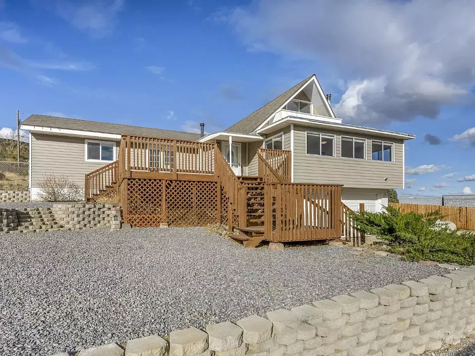 27 Mc Clellan Peak Rd