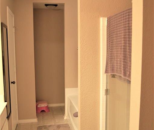 5th image of 2512 Emerald Ln