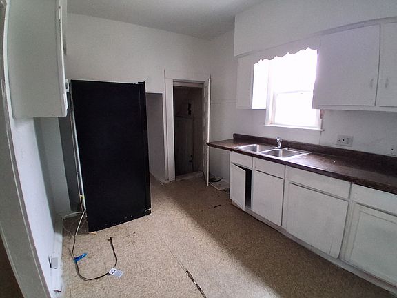 5th image of 341 N 20th St