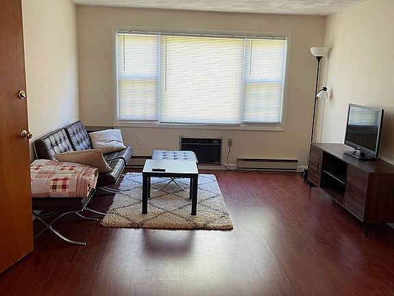 5th image of 177 Crescent St #8cb223636