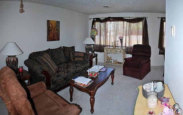 2nd image of 8401 Gutierrez Rd NE