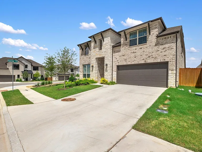 6220 Hilltop Plateau Dr — Photo 3