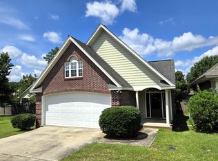 12 Bridgefield Ct, Hattiesburg, MS 39402