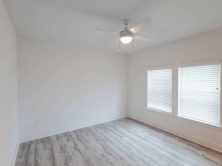 Forena Luxury Living — Photo 129
