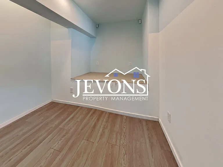 6617 1/2 S Monroe St #B — Photo 16