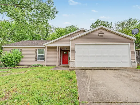 3015 W Wildflower St, Fayetteville, AR 72704