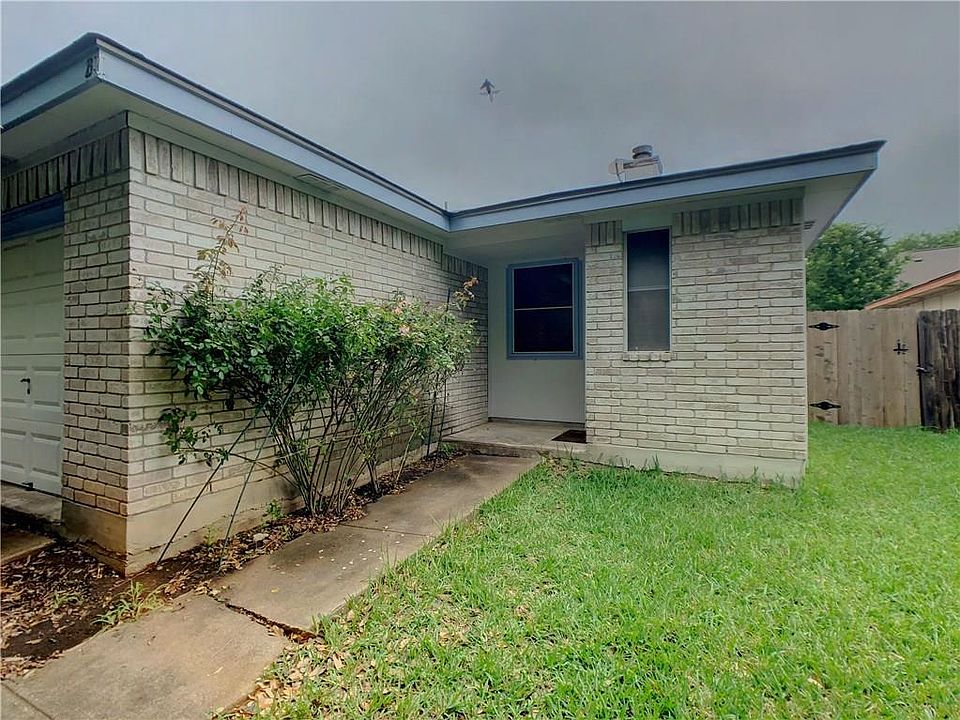 1st image of 2802 Kestrel Dr #B