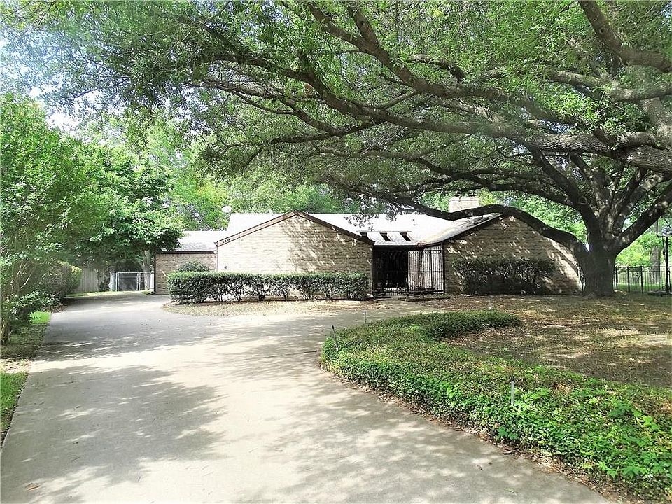 1st image of 2314 Windsor Dr