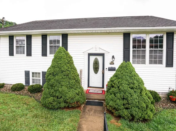 1223 Woodland Cres, Fairmont, WV 26554