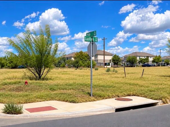 102 Lusitano Dr, Laredo, TX 78046