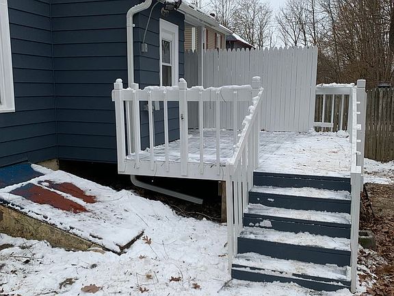 4th image of 688 South St