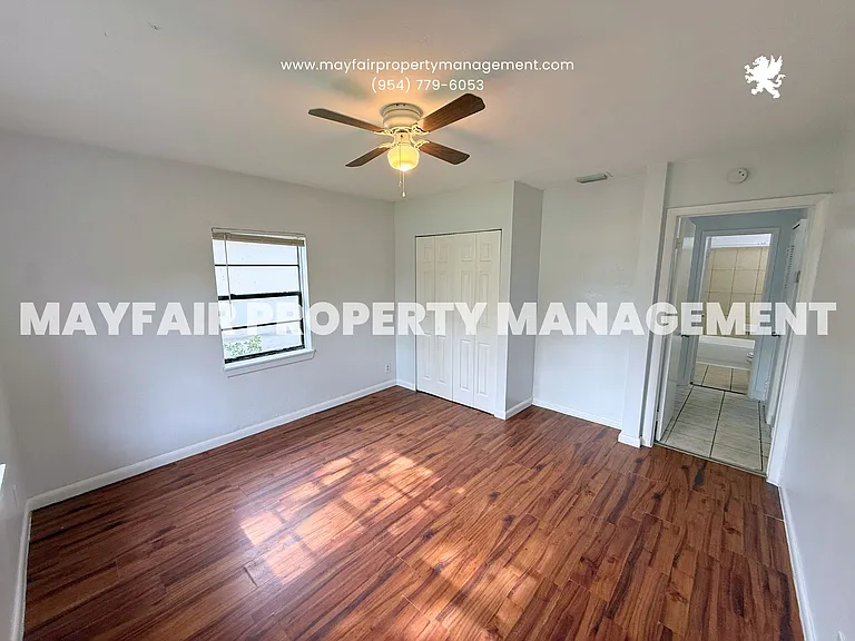 1329 NW 7th Ave — Photo 12