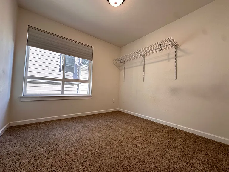 4732 22nd Ave NE #5 — Photo 14