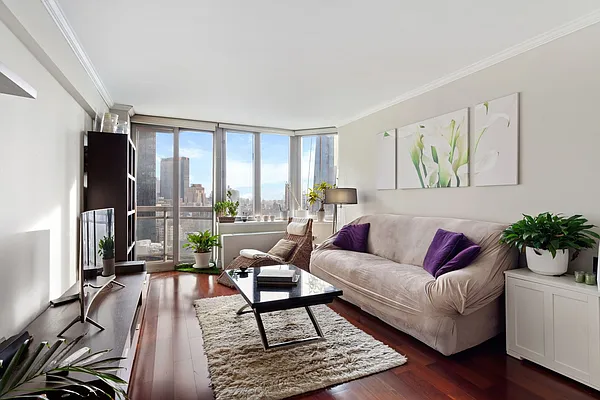 Sold by Fischer Group Realty, LLC | media 3