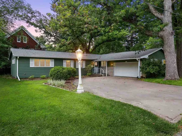 359 Lexington Ave, Iowa City, IA 52246