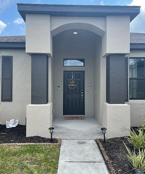 2721 SW 18th Ave — Photo 2