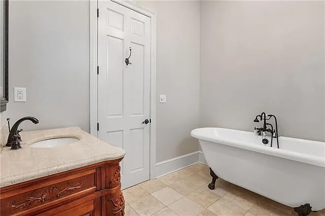 5206 Constance St — Photo 11