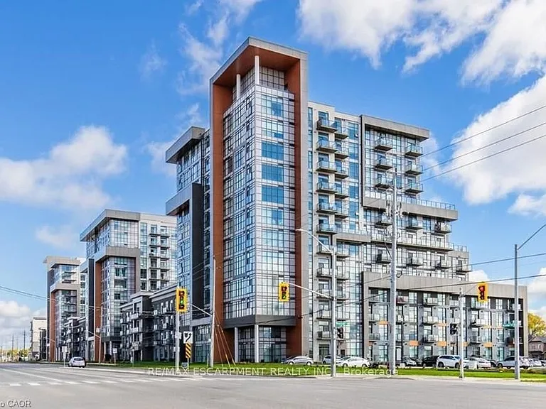 450 Dundas St E #409 — Photo 1
