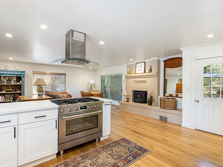 601 Rossi Rd #B — Photo 1