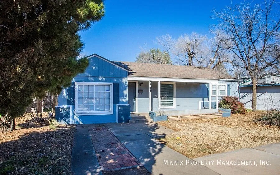 3 Bedroom/ 2 Bath For Ren Lubbock | Pet Friendly | 3318 32nd Street — Photo 3