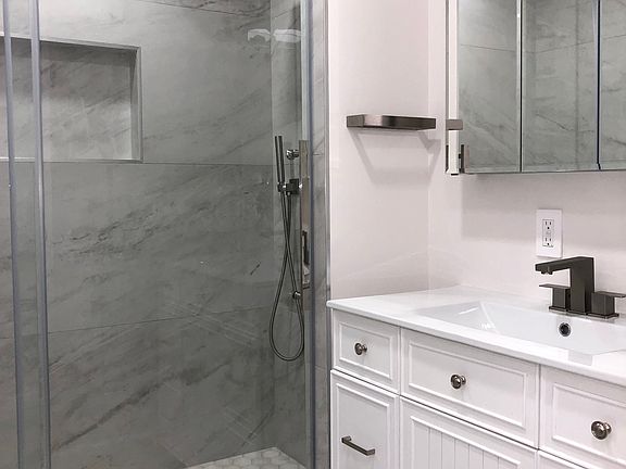 3rd Level Bath