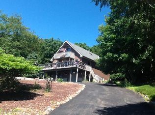 1224 Sky High Ter, Effort, PA 18330