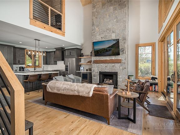 5th image of 68 Fernwood Trail