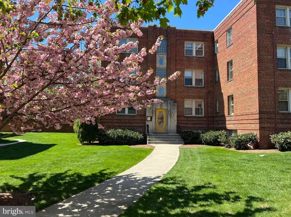 6718 3rd St NW APT 105, Washington, DC 20012