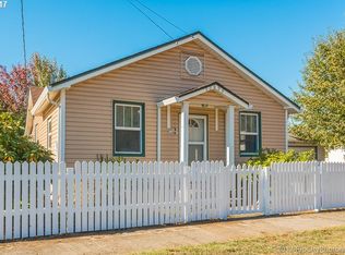 52699 NE 3rd St, Scappoose, OR 97056