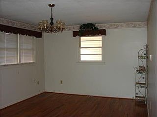 2nd image of 1021 Woodvale Dr